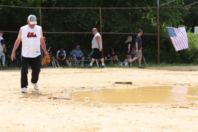 fathersdaysoftball41.jpg